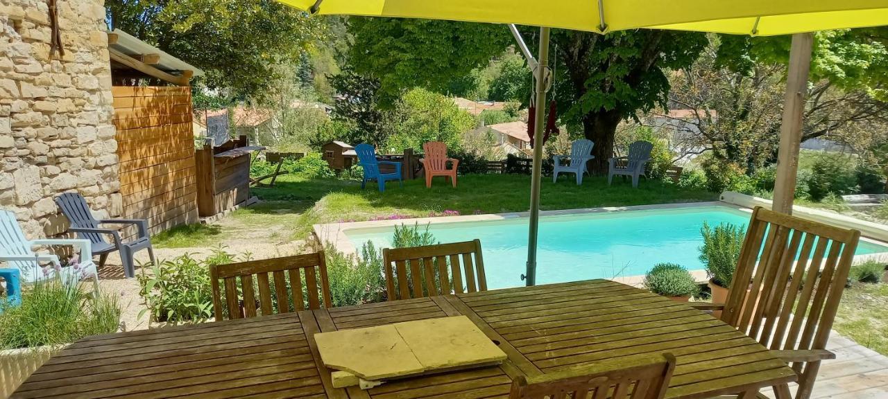 Chambre Du Tilleul - Charme, Confort Et Piscine Sigonce エクステリア 写真