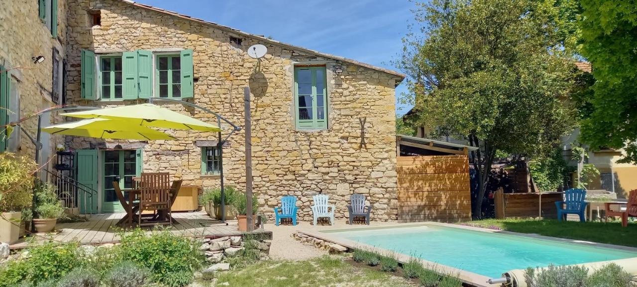 Chambre Du Tilleul - Charme, Confort Et Piscine Sigonce エクステリア 写真